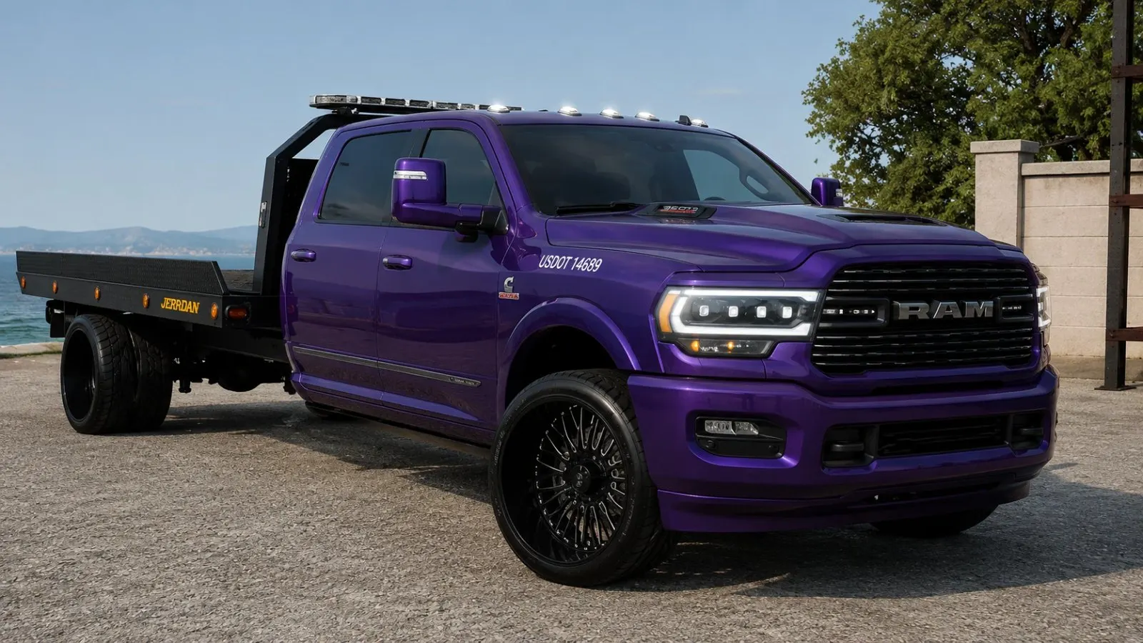 Dodge Ram 3500 Flatbed