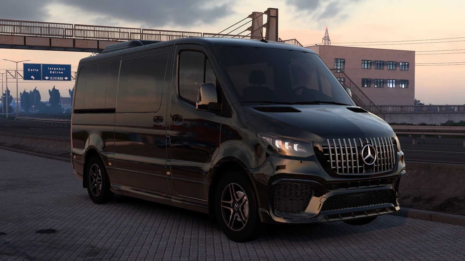 Mercedes‑Benz Sprinter Megamod screenshot